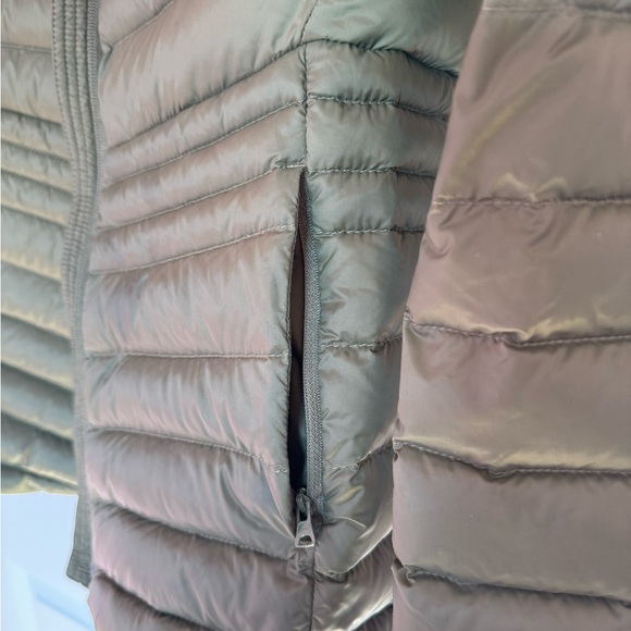 olive green puffer zip up with hood from lands end size m - Picture 3 of 5